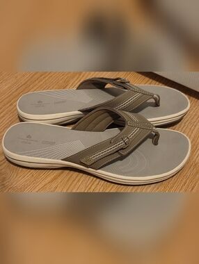 Clark's Cloudstepper Sandals Gently Used Women's Size 10